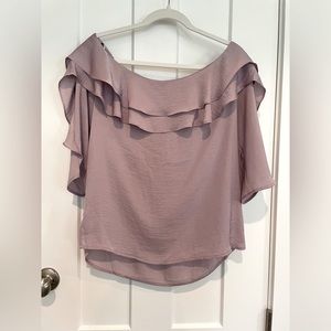 New York and Company Soho Off The Shoulder Ruffled top Women’s Lavender SZ. S